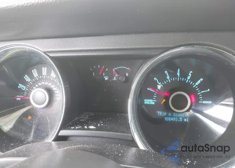 2013 Ford Mustang V6 z USA, uszkodzony, nr VIN 1ZVBP8EM3D5239417